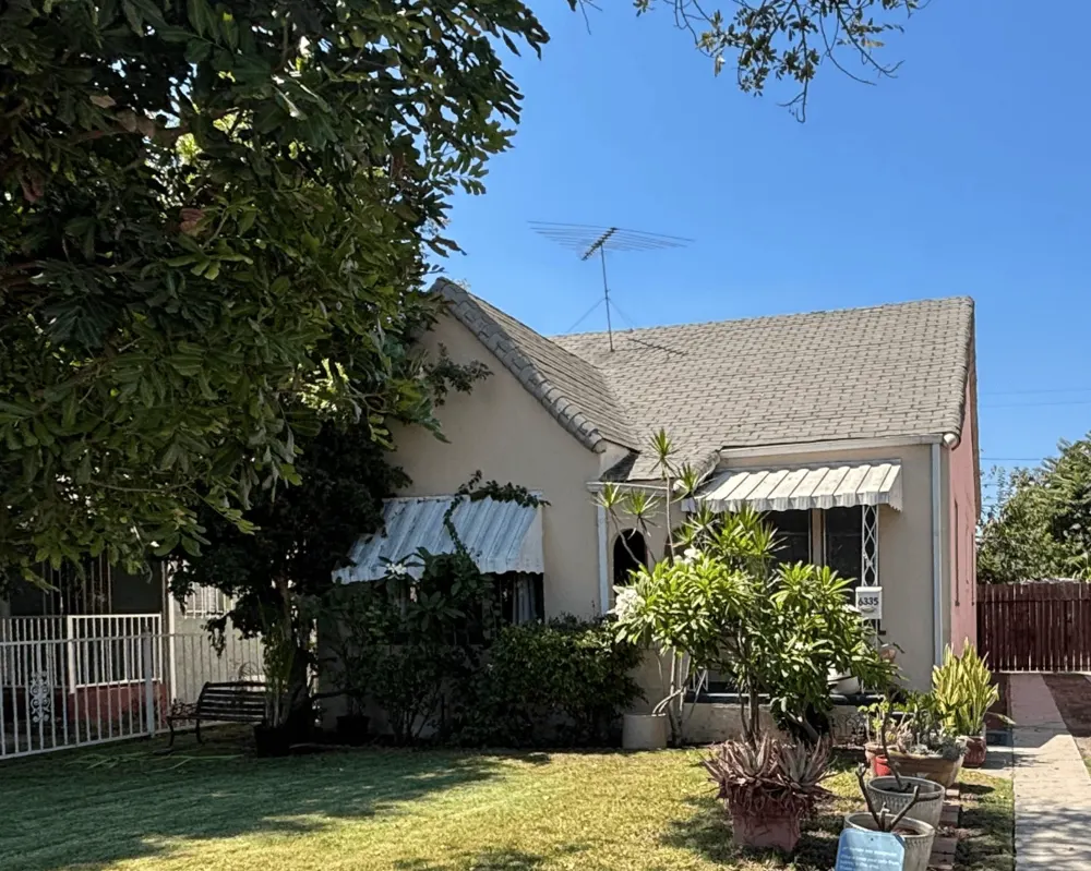 House we bought for cash in Bell, CA